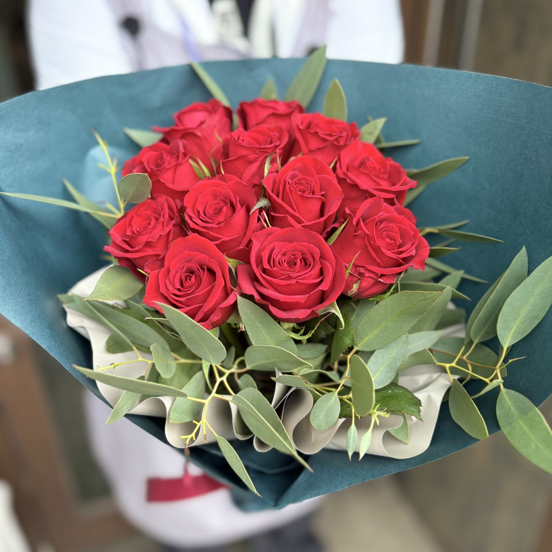 【プロポーズ】赤坂へバラの花束をお届け